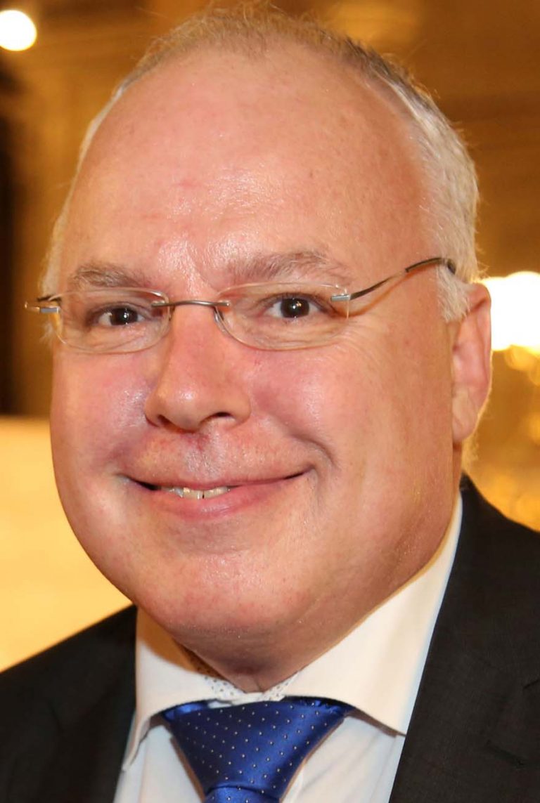 Dr. Wolfgang Vinatzer